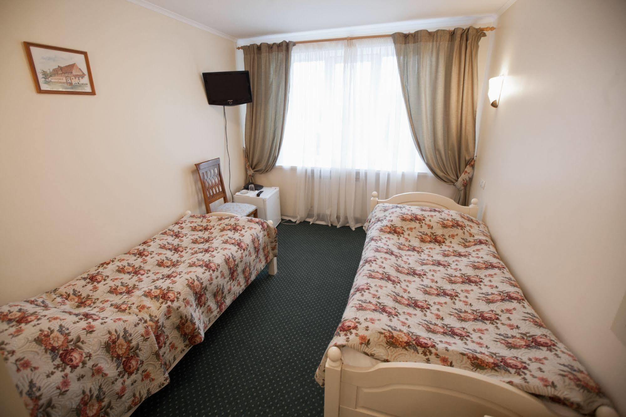 Togliatti Zvezda Zhiguley Hotel מראה חיצוני תמונה